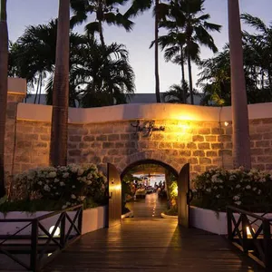 The House By Elegant Hotels image