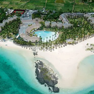 LUX* Belle Mare image